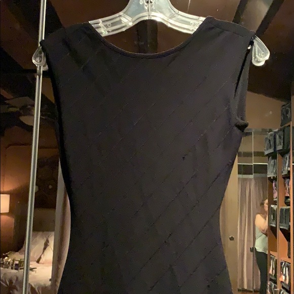 Black dress - Picture 3 of 5